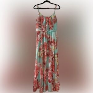 Beautiful floral Bisou Bisou dress